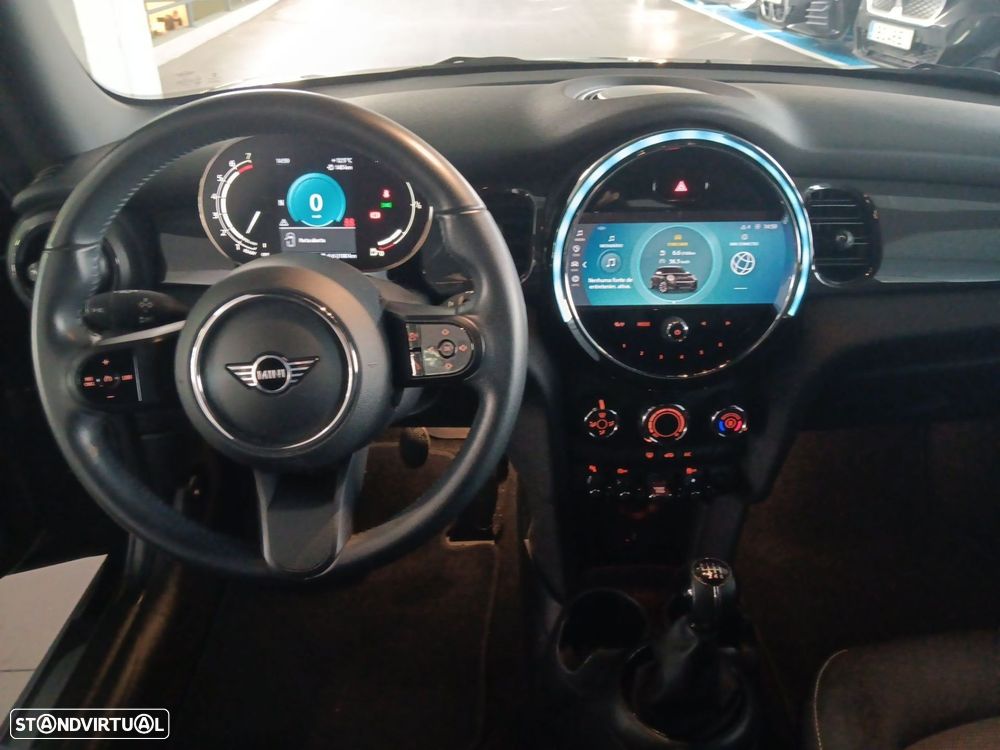 MINI 3 Portas One - 13