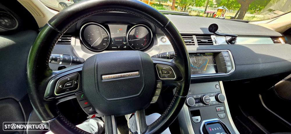 Land Rover Range Rover Evoque - 10