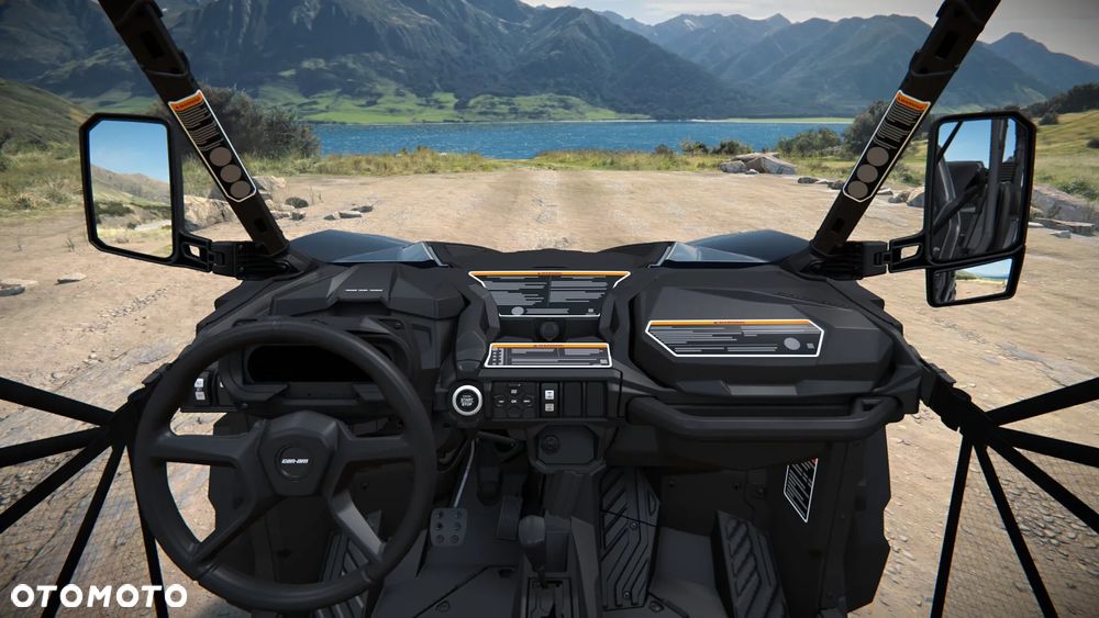 Can-Am Maverick - 8