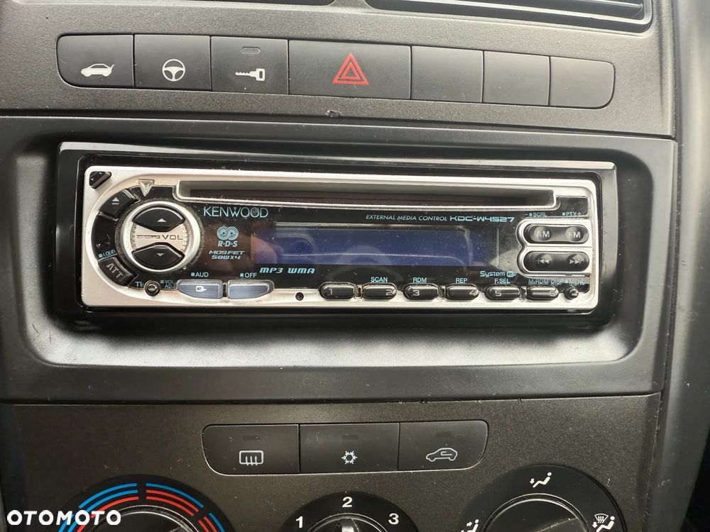 Fiat Punto - 23