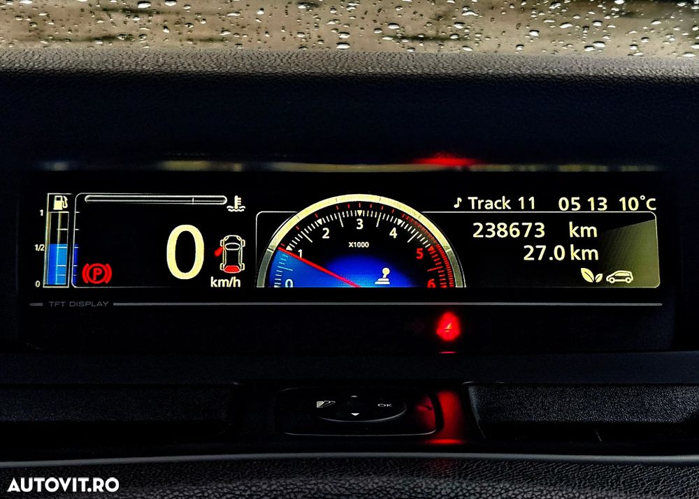 Renault Grand Scenic - 26