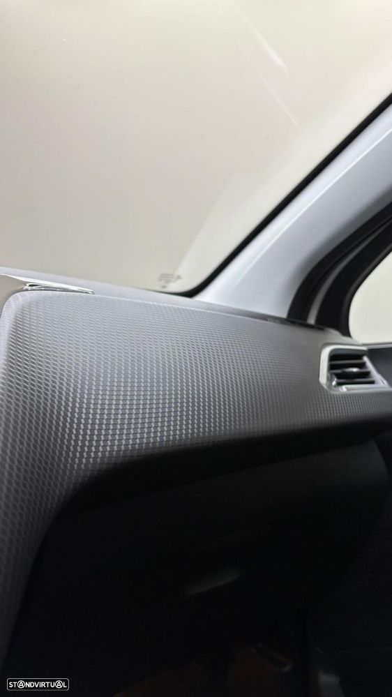 Peugeot 2008 1.2 PureTech GT Line - 16