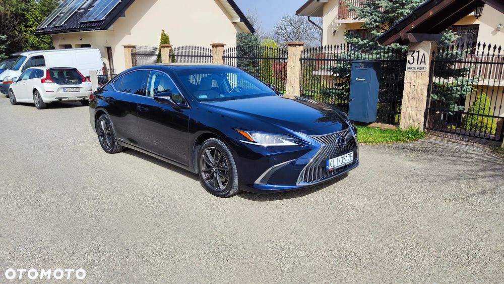 Lexus ES 300h Elegance - 1