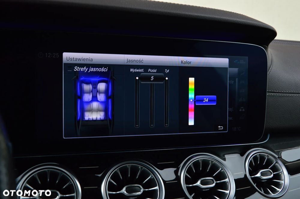 Mercedes-Benz Klasa E 400 4-Matic 9G-TRONIC - 33