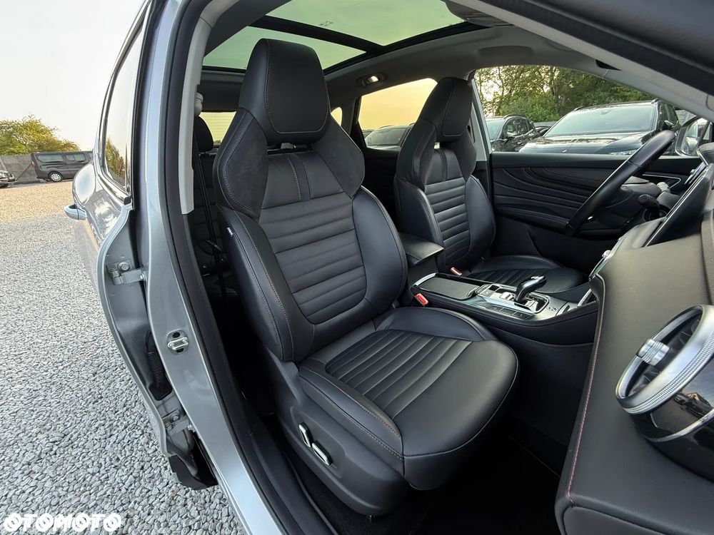 MG EHS PHEV Luxury - 30
