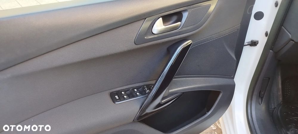 Peugeot 508 1.6 e-HDi Active S&S - 20