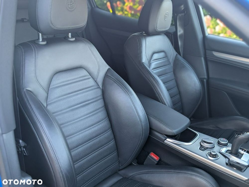 Alfa Romeo Stelvio - 34