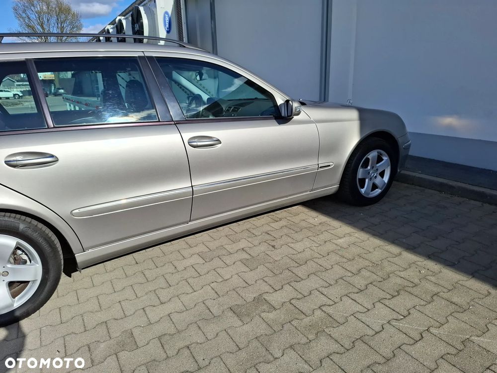 Mercedes-Benz Klasa E - 12