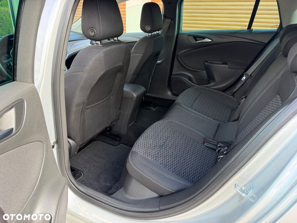 Opel Astra 1.6 D (CDTI) Innovation - 13