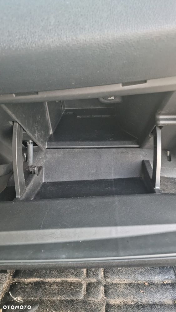 Nissan Leaf 30kWh Acenta - 26