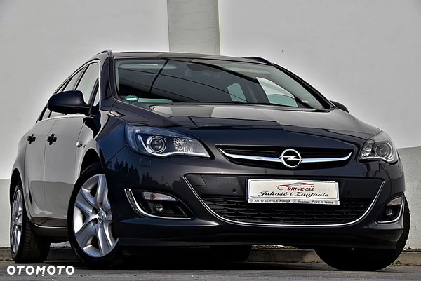 Opel Astra IV 1.4 T Cosmo S&S