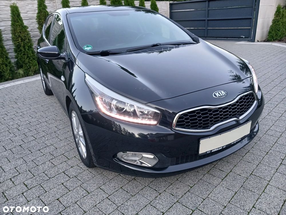 Kia Ceed 1.6 GDI Platinum Edition - 3