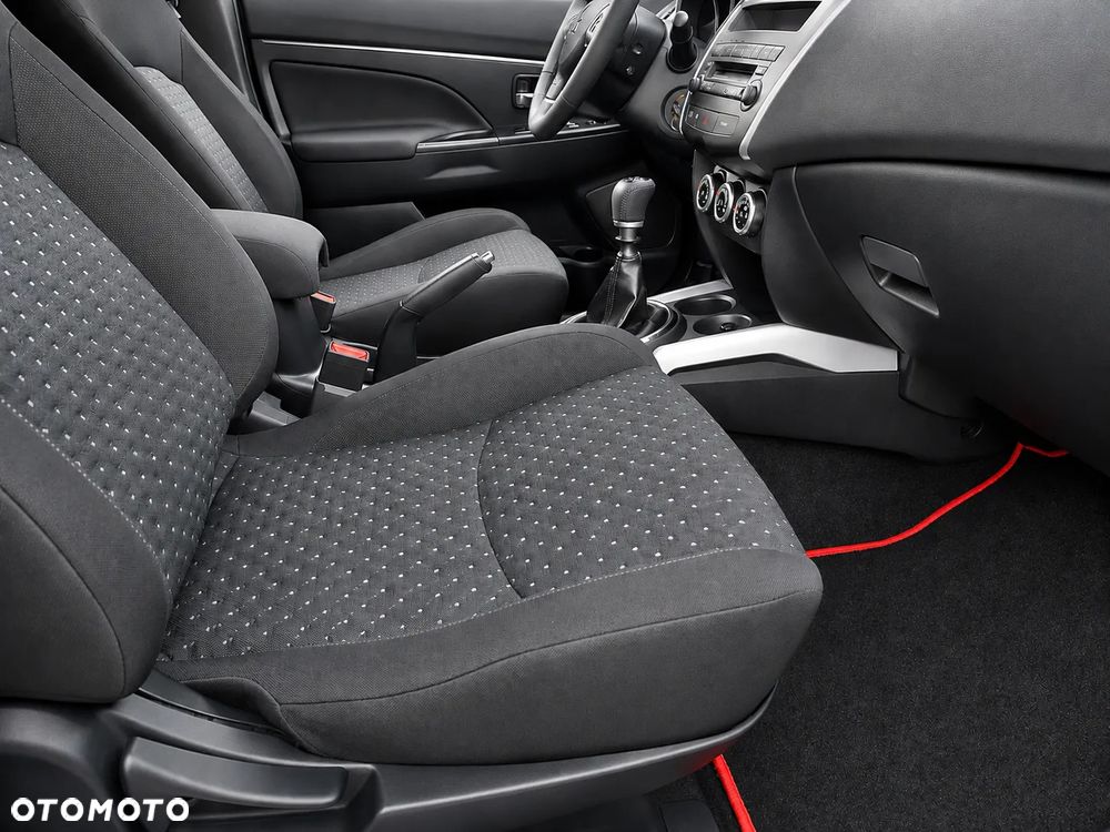 Mitsubishi ASX 1.8 DI-D 2WD Diamant Edition - 14