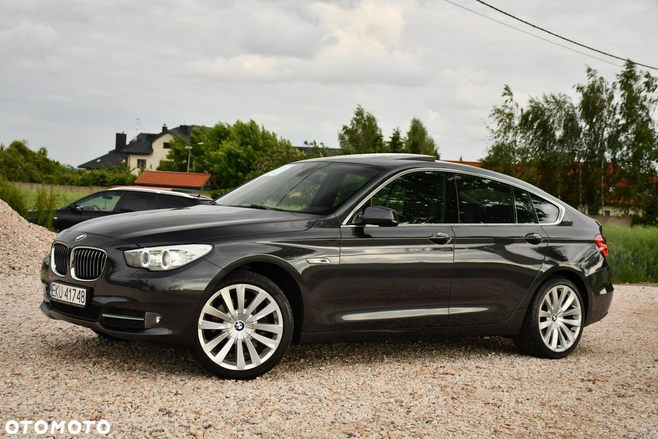 BMW 5GT 535i Gran Turismo - 9