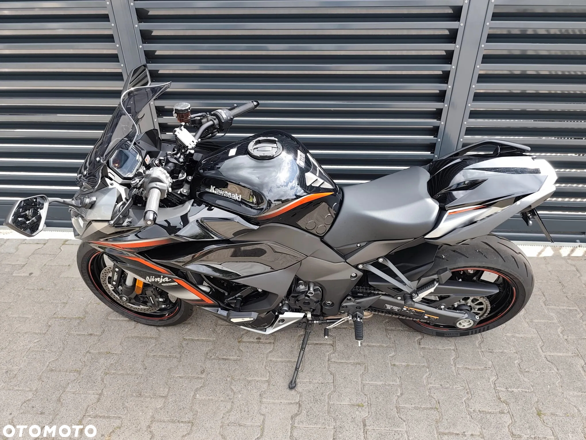 Kawasaki Ninja 1000 SX - 35