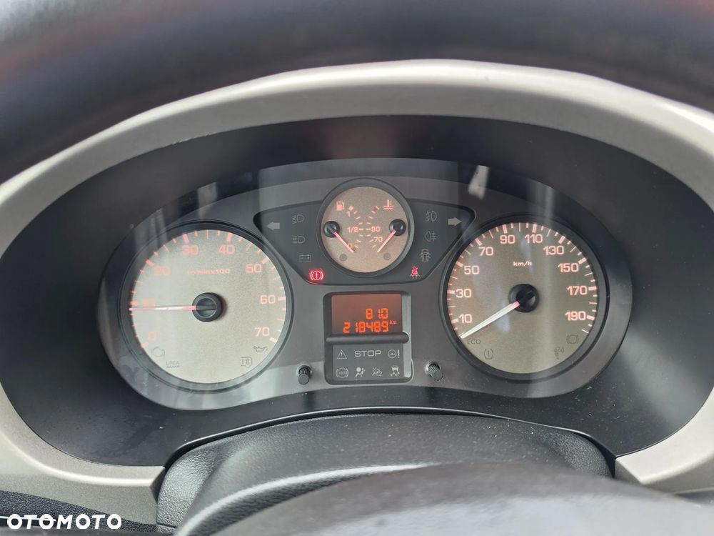 Peugeot Partner 1.6 e-HDi STT Active - 20