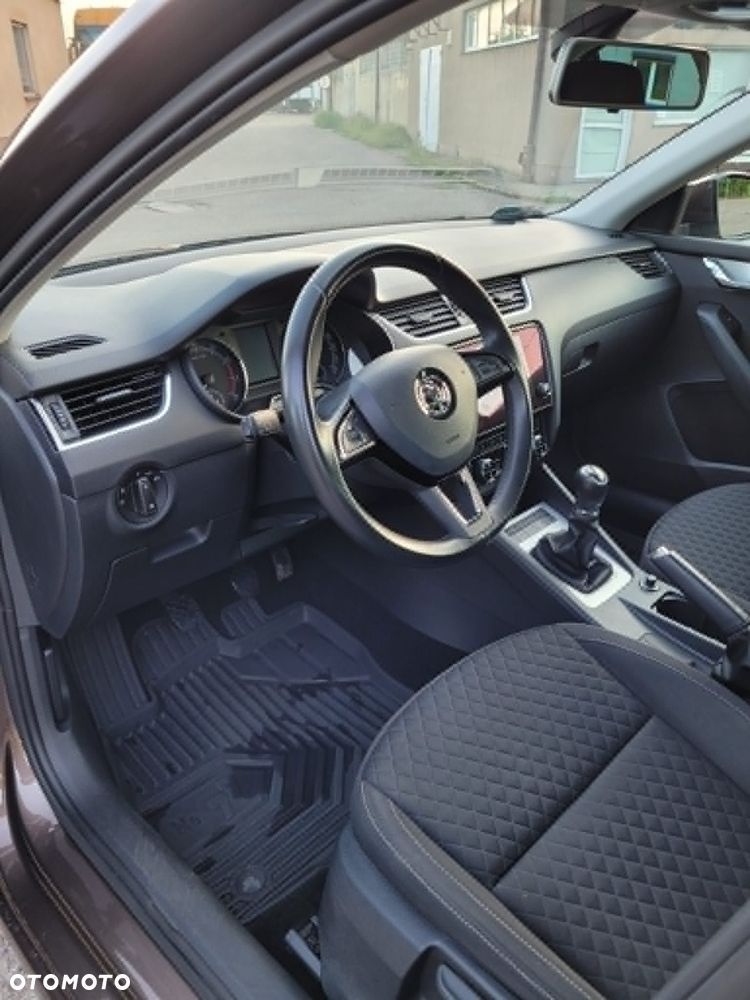 Skoda Octavia 1.8 TSI Drive - 9
