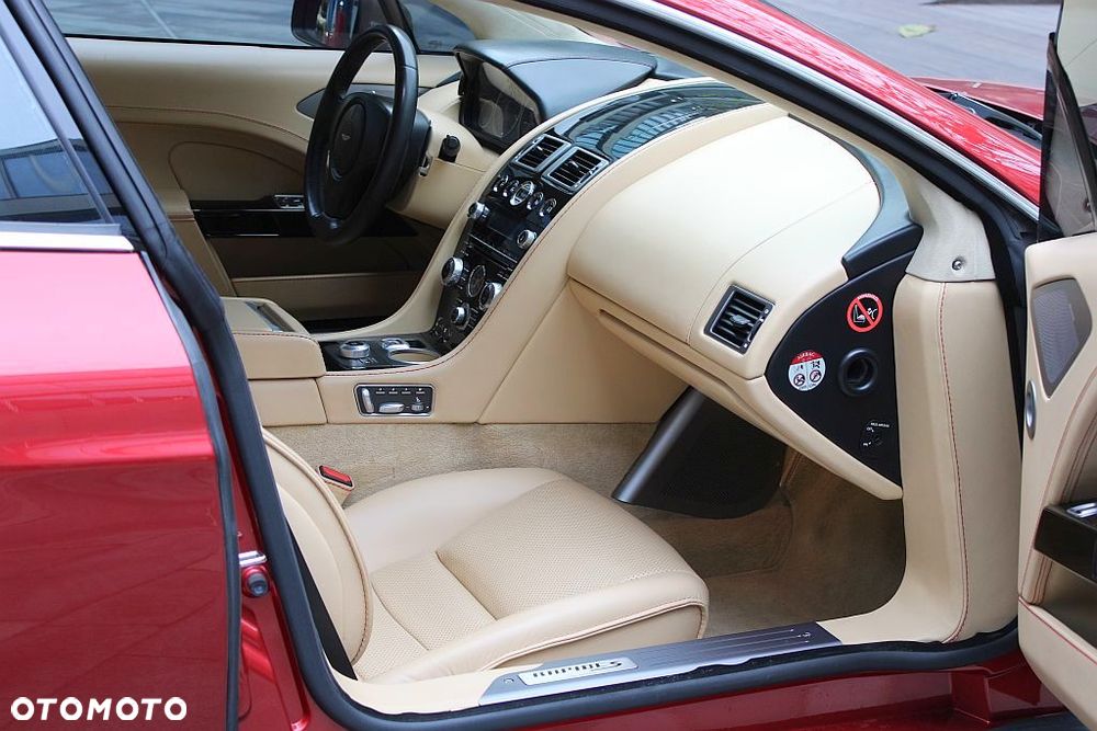 Aston Martin Rapide S - 11