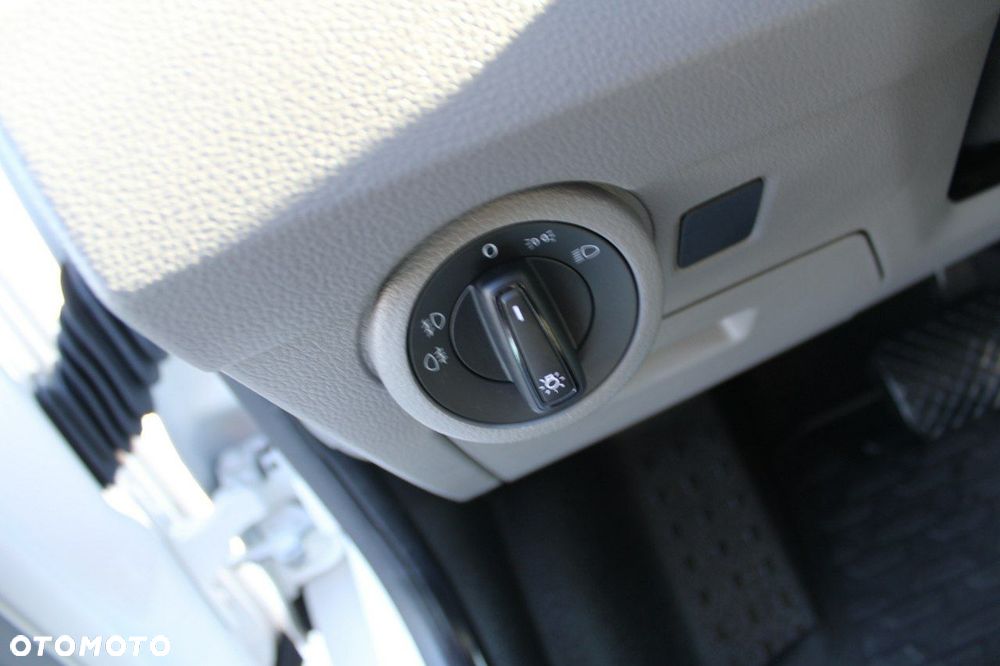 Volkswagen Transporter - 26