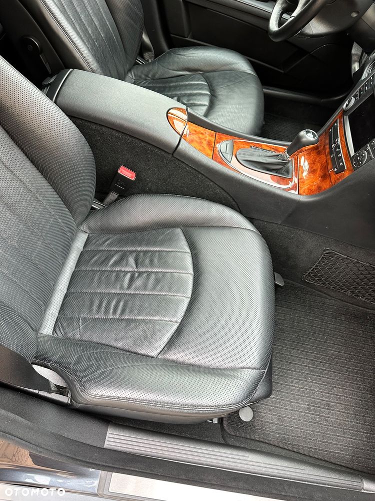 Mercedes-Benz Klasa E 320 CDI 7G-TRONIC Elegance - 12