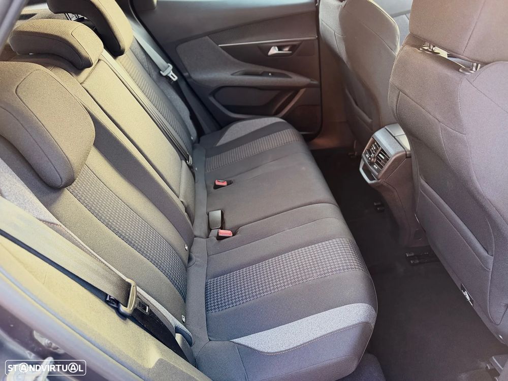 Peugeot 3008 PureTech 130 Stop & Start GPF EAT8 Active Business-Pack - 11