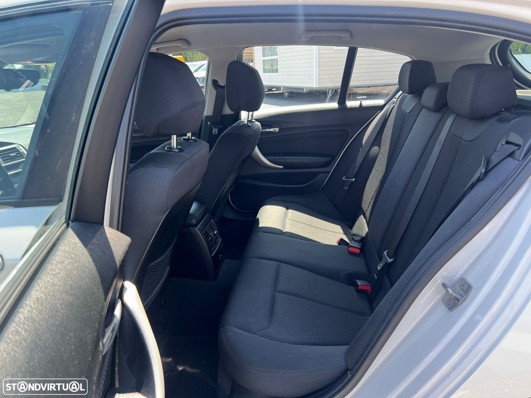 BMW 116 d EfficientDynamics - 10