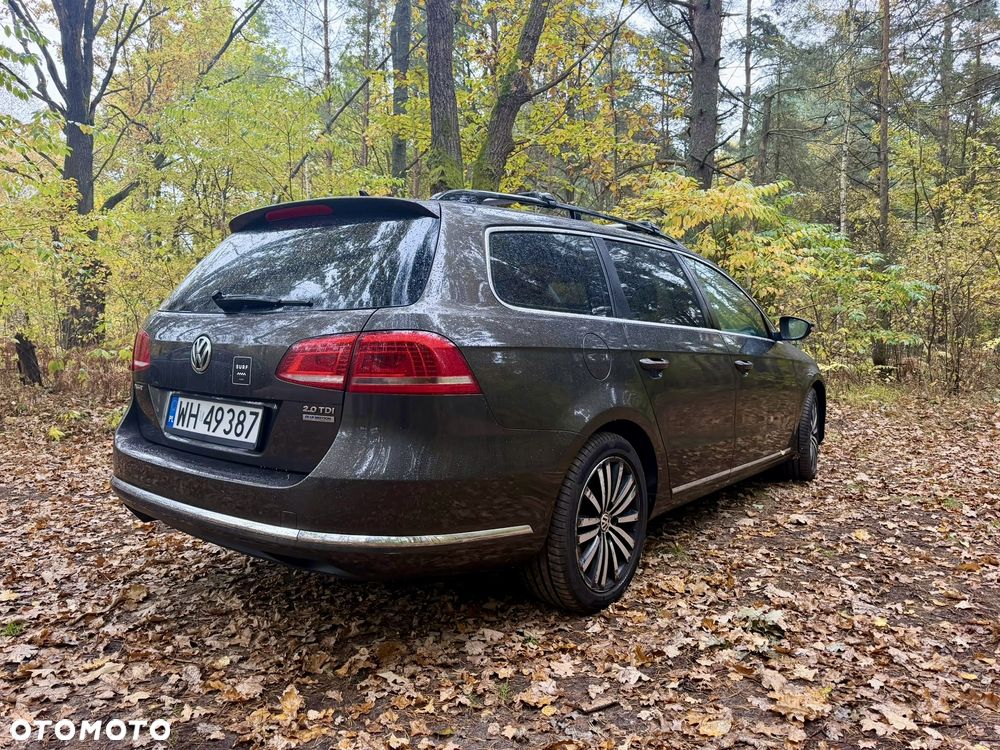 Volkswagen Passat - 4