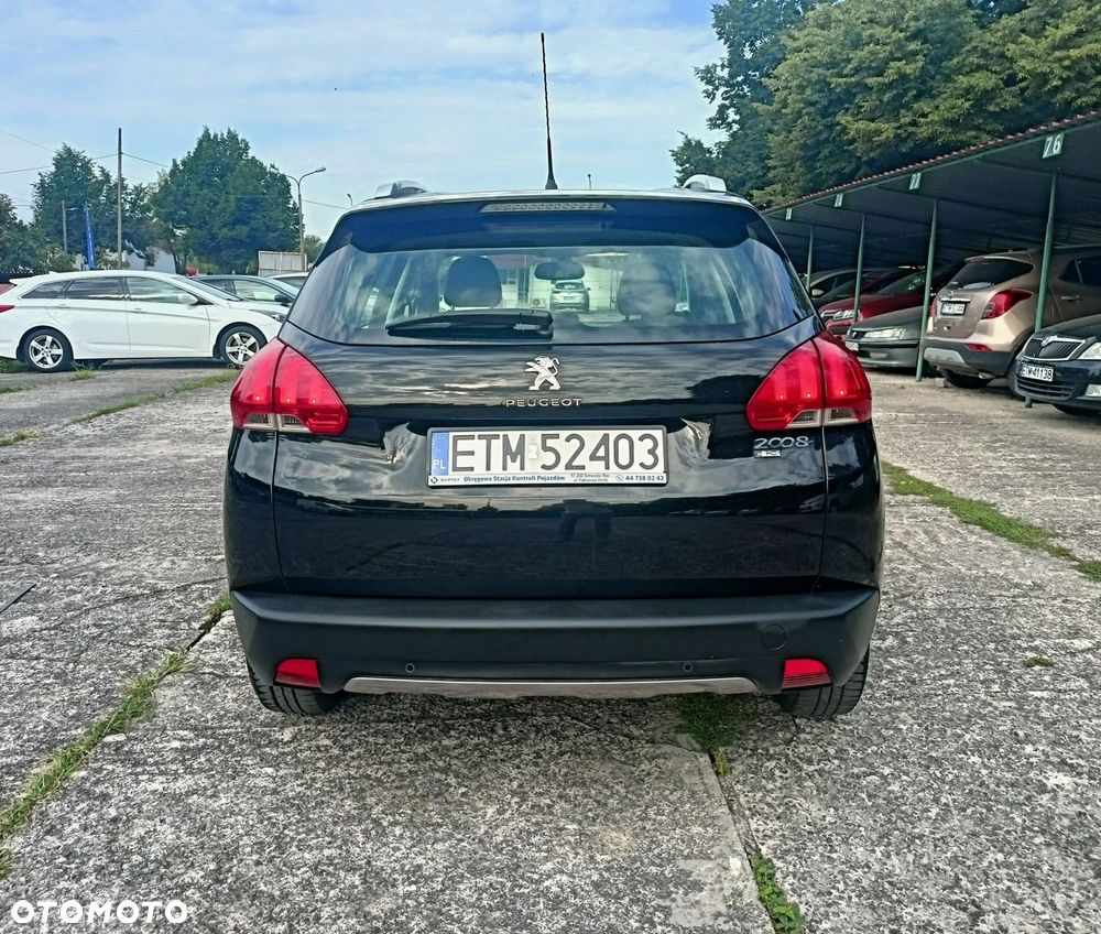 Peugeot 2008 1.6 e-HDi Allure S&S - 18