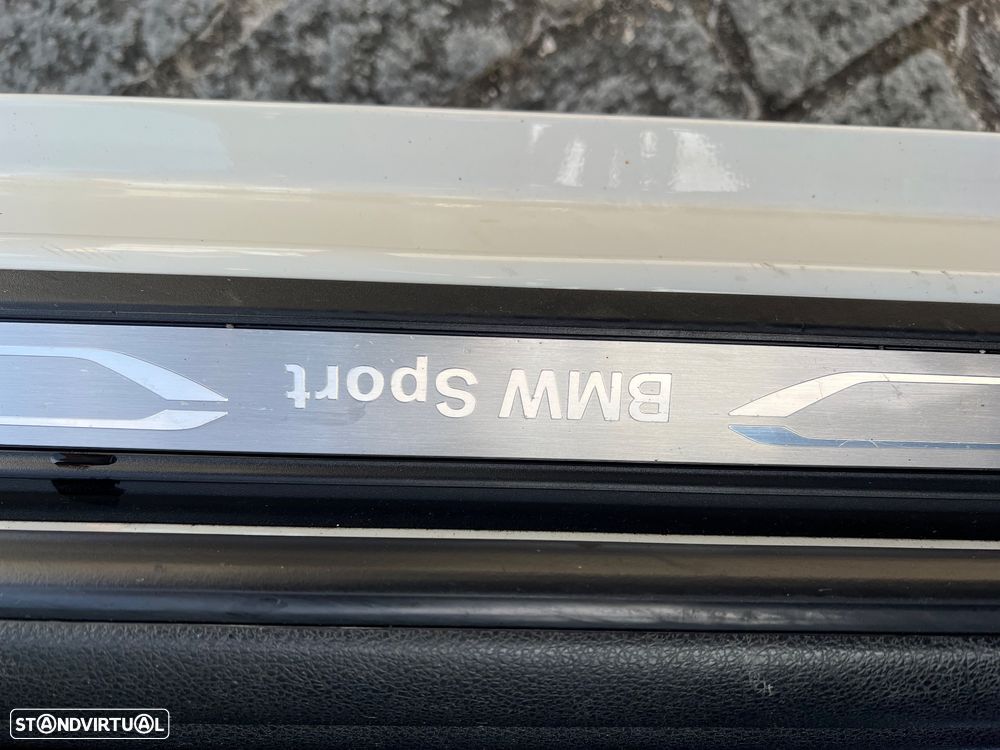 BMW 116 d EDynamics Line Sport - 21
