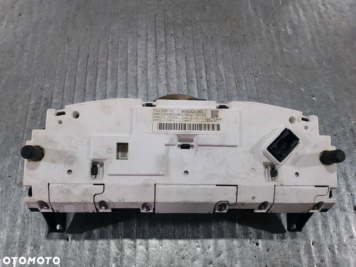 LICZNIK CITROEN C5 III 9666326380  1.6 THP - 6