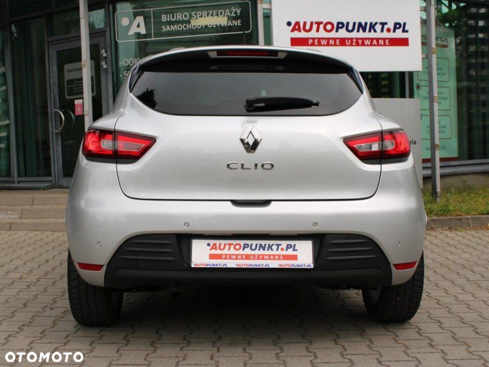 Renault Clio - 6