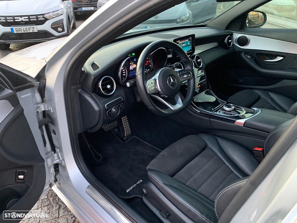 Mercedes-Benz C 300 de AMG Line - 12
