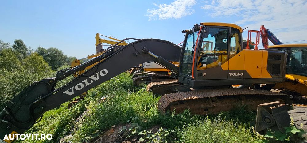 Excavator pe șenile Volvo EC 220 - 8