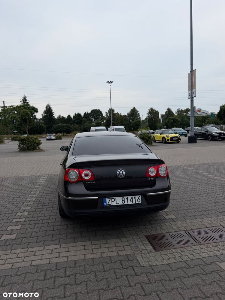 Volkswagen Passat 2009 photo 3