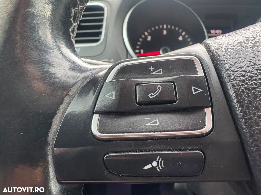 Volkswagen Golf 1.6 TDI DPF move - 11