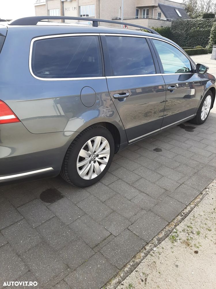 Volkswagen Passat 2.0 TDI Blue TDI DSG Comfortline - 7