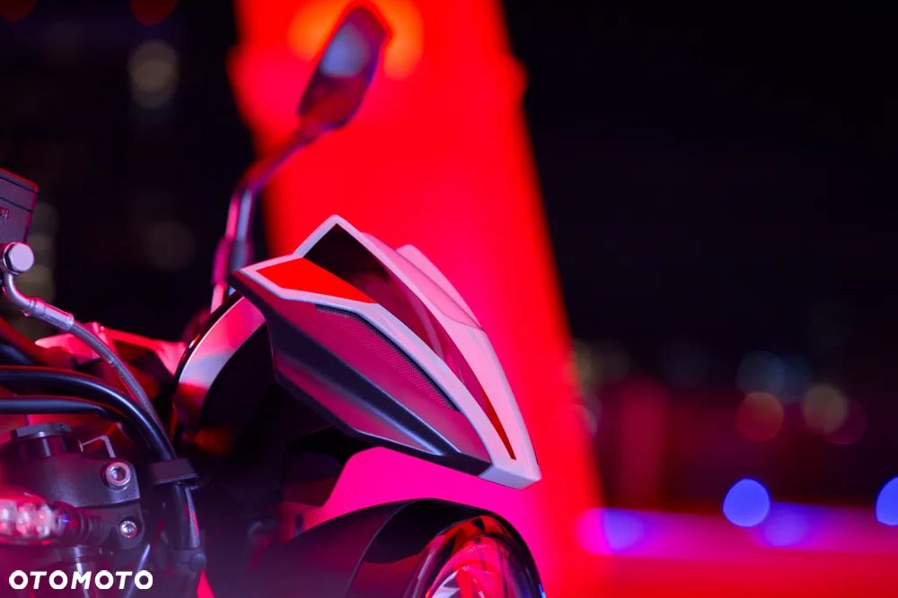 Triumph Trident - 12