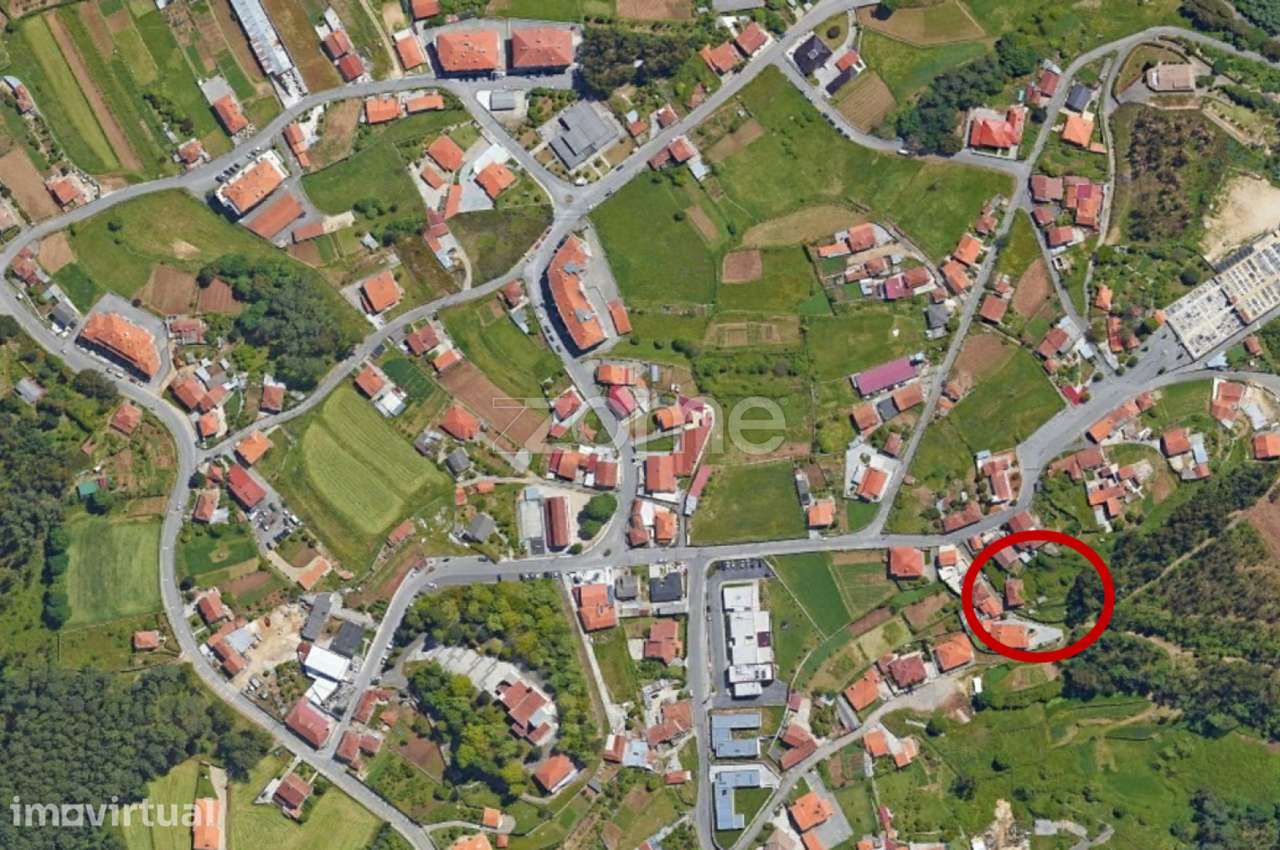 Moradia T4 com terreno de 1.450 m2, Oliveira de Azeméis - Grande imagem: 3/17