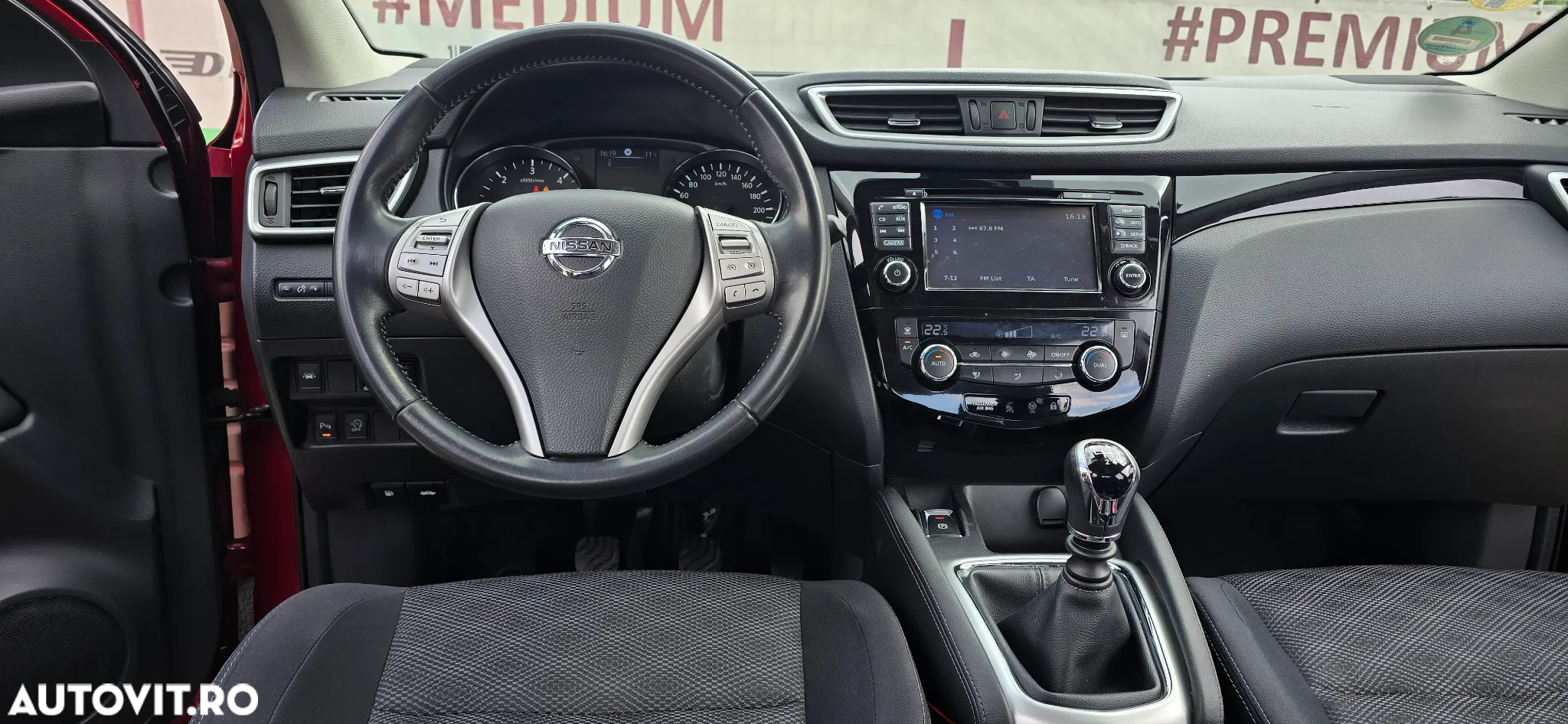 Nissan Qashqai 1.6 DCI ALL-MODE 4x4i N-Connecta - 9