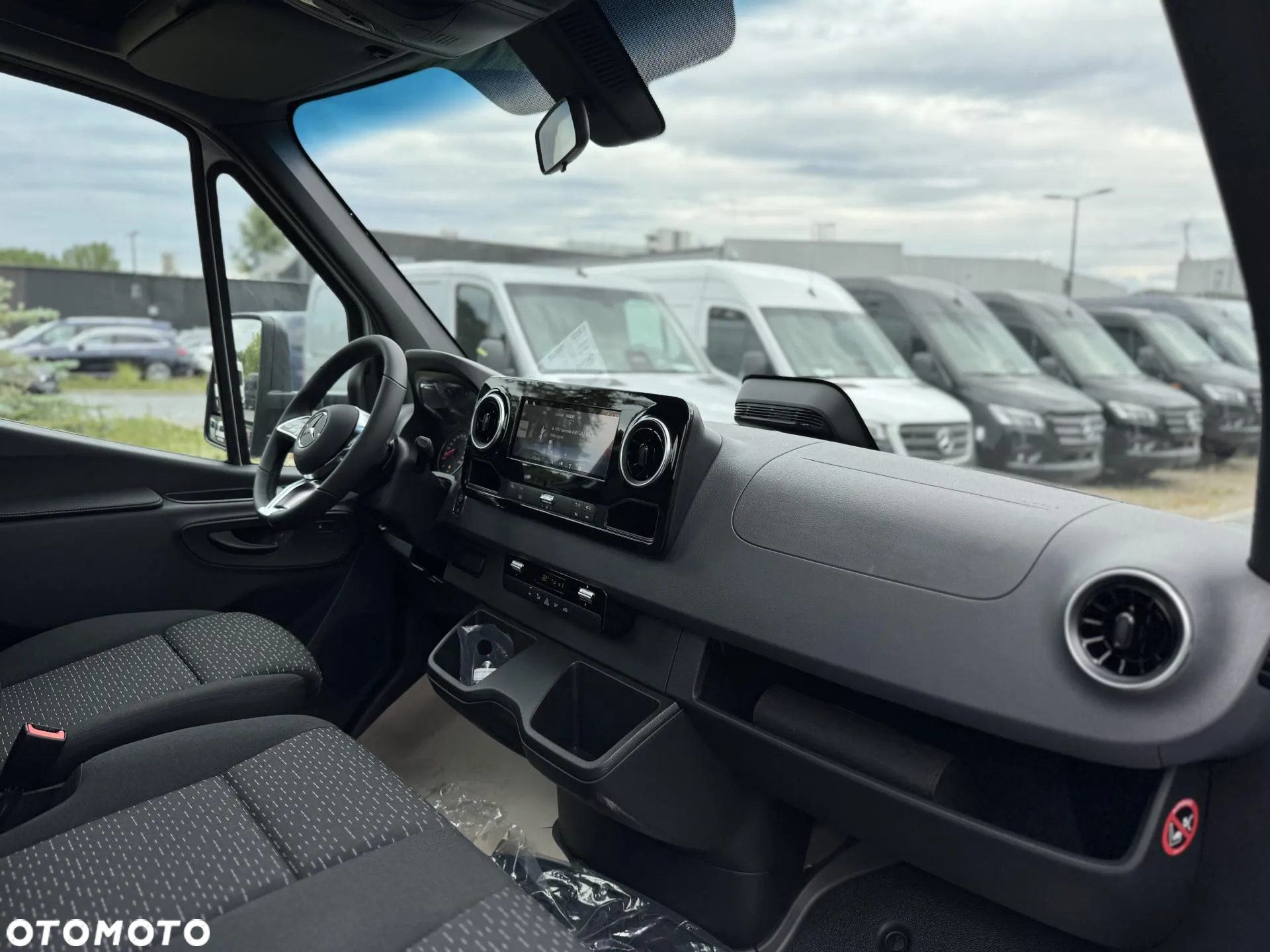 Mercedes-Benz Sprinter - 5