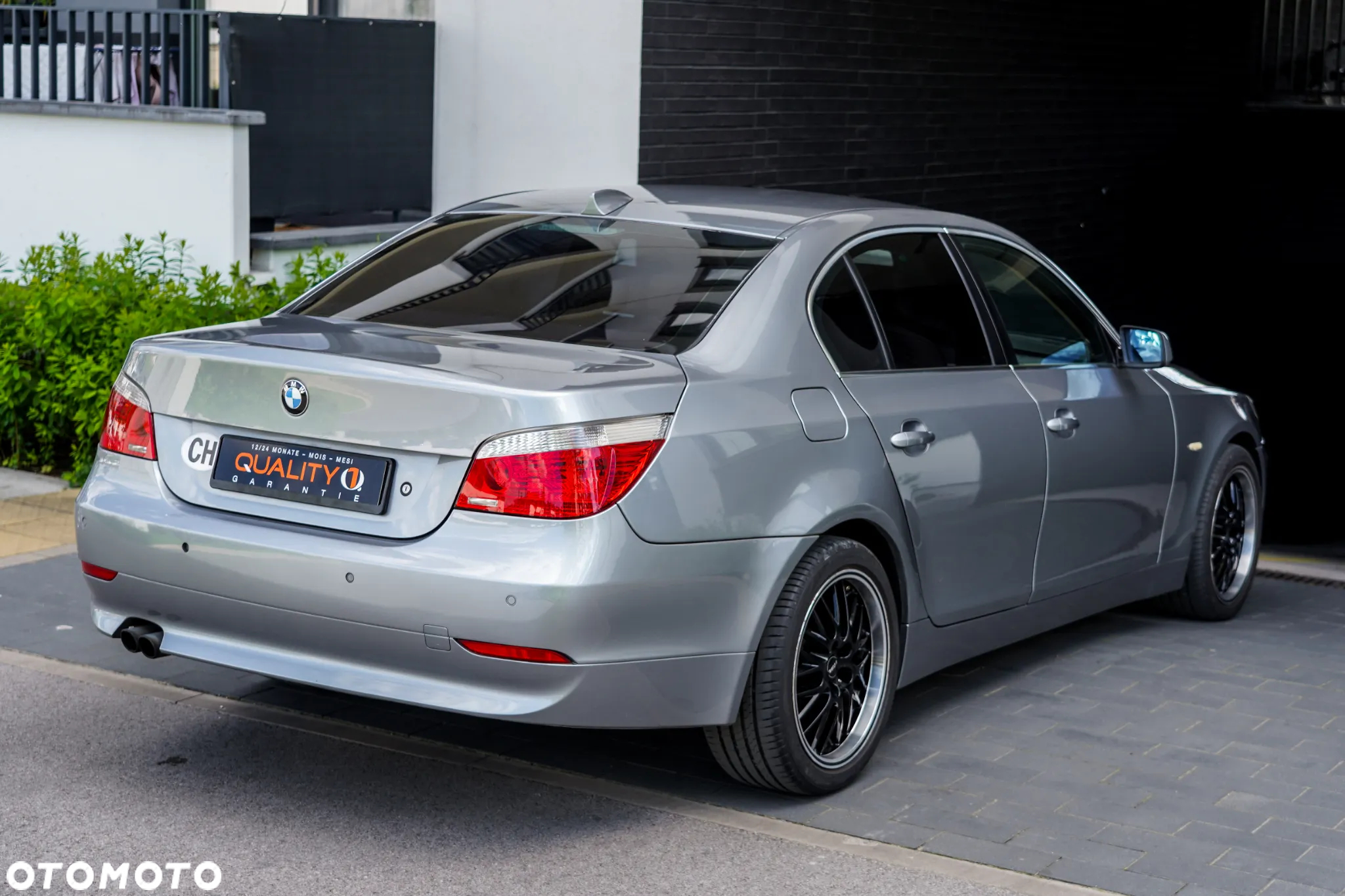 BMW Seria 5 525xi - 8