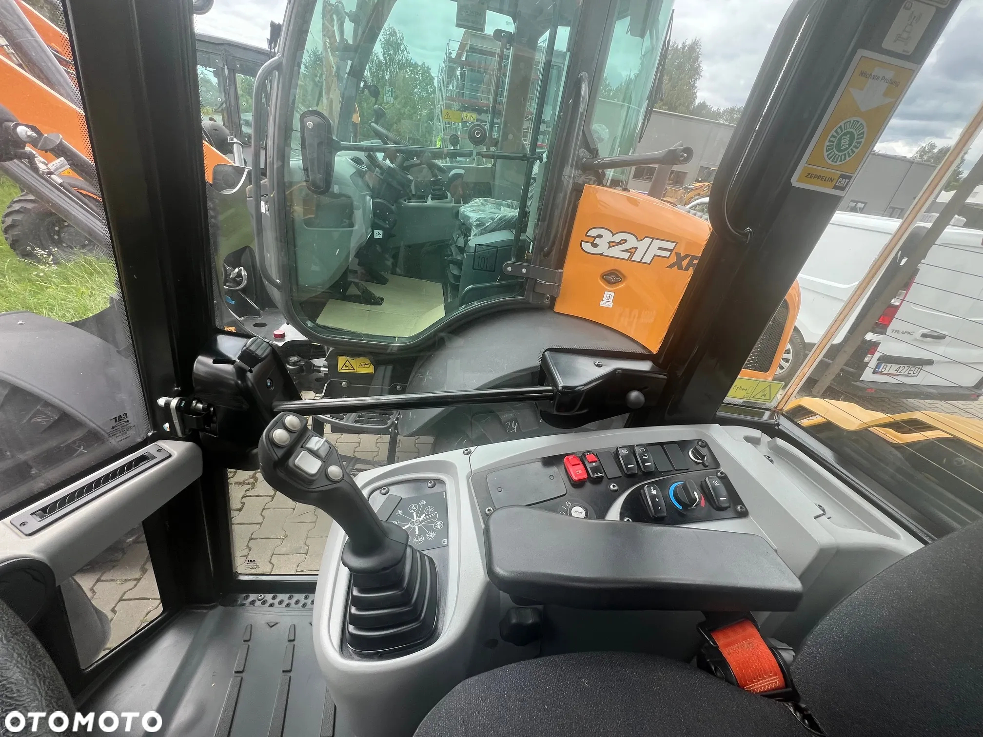 Caterpillar 906 M - 7