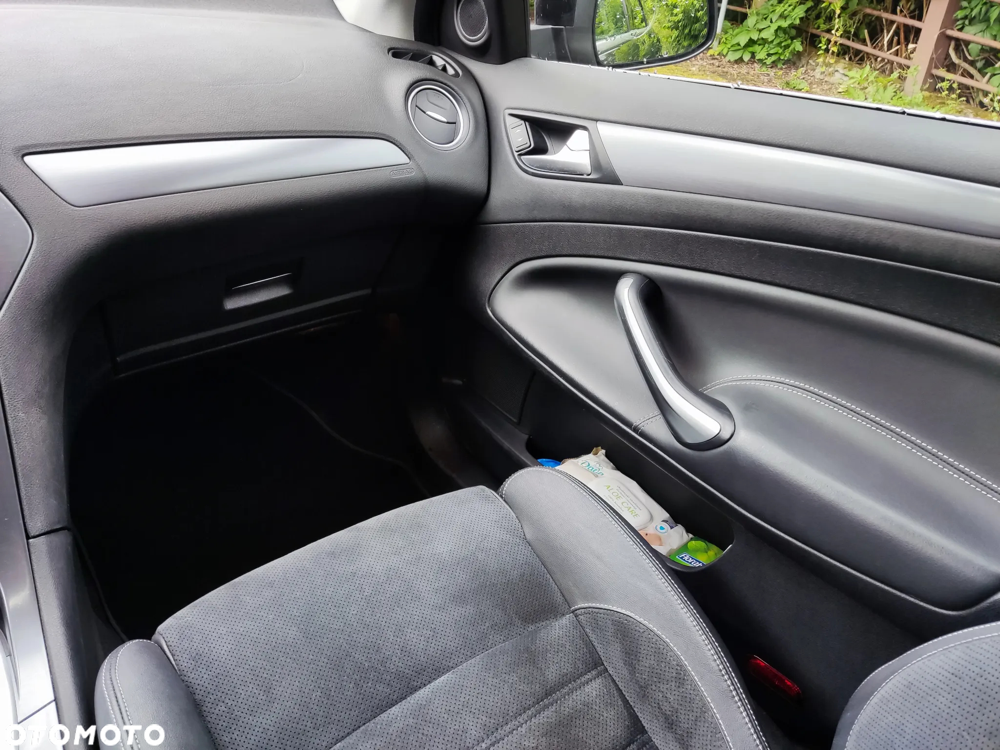 Ford Mondeo 2.0 TDCi Titanium - 19