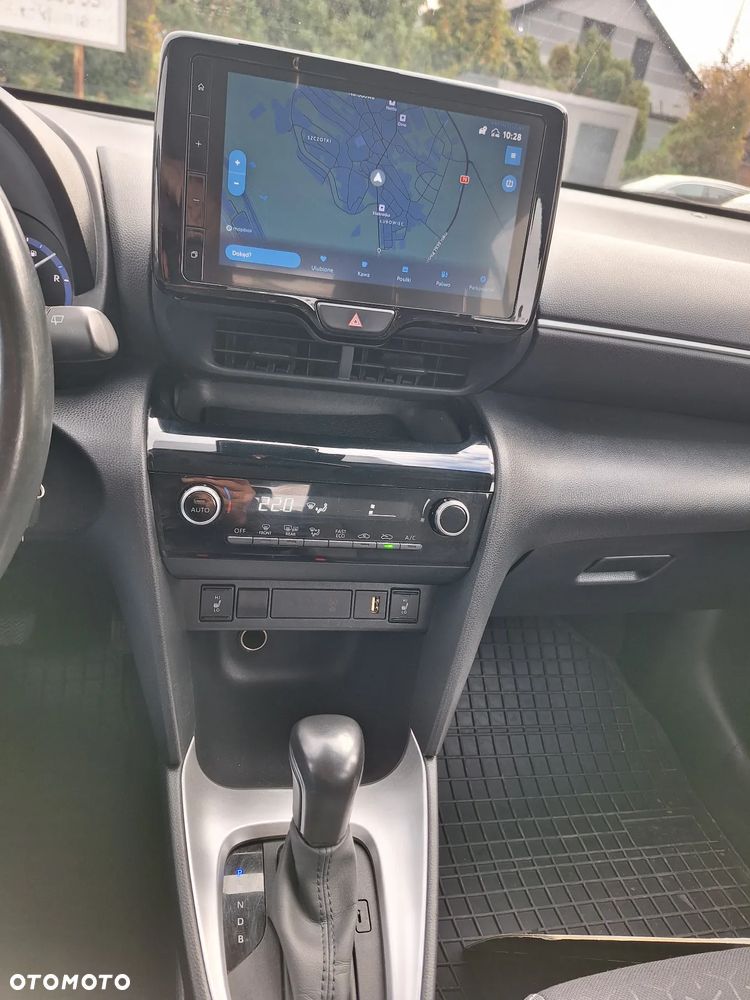 Toyota Yaris Cross Hybrid 1.5 Executive - 25