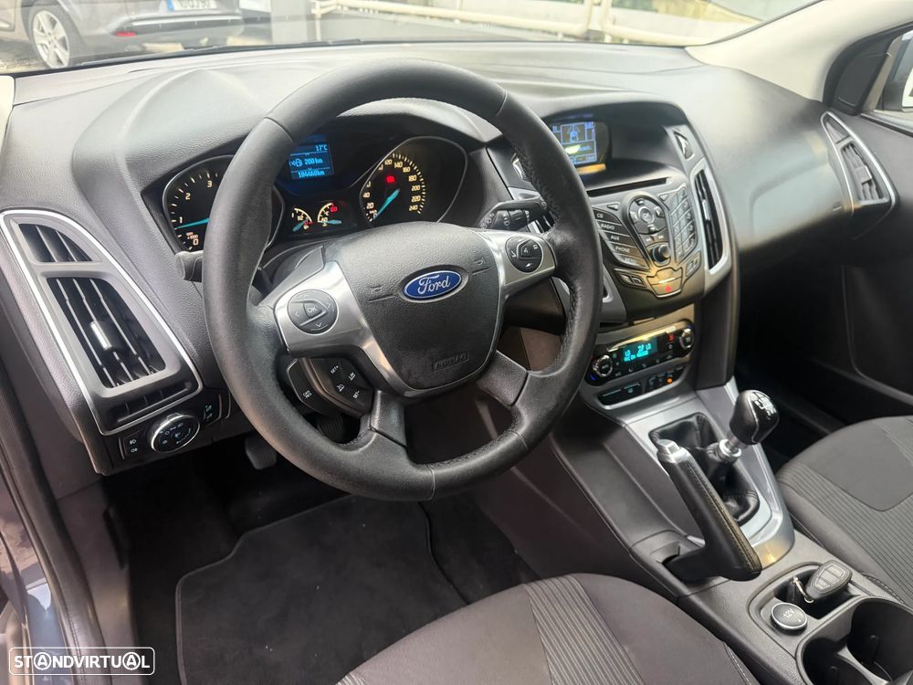 Ford Focus SW 1.6 TDCi Titanium - 9