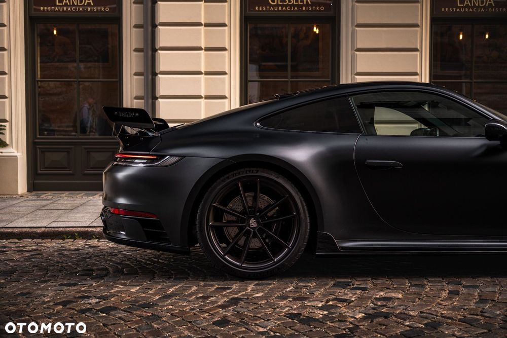 Porsche 911 - 4