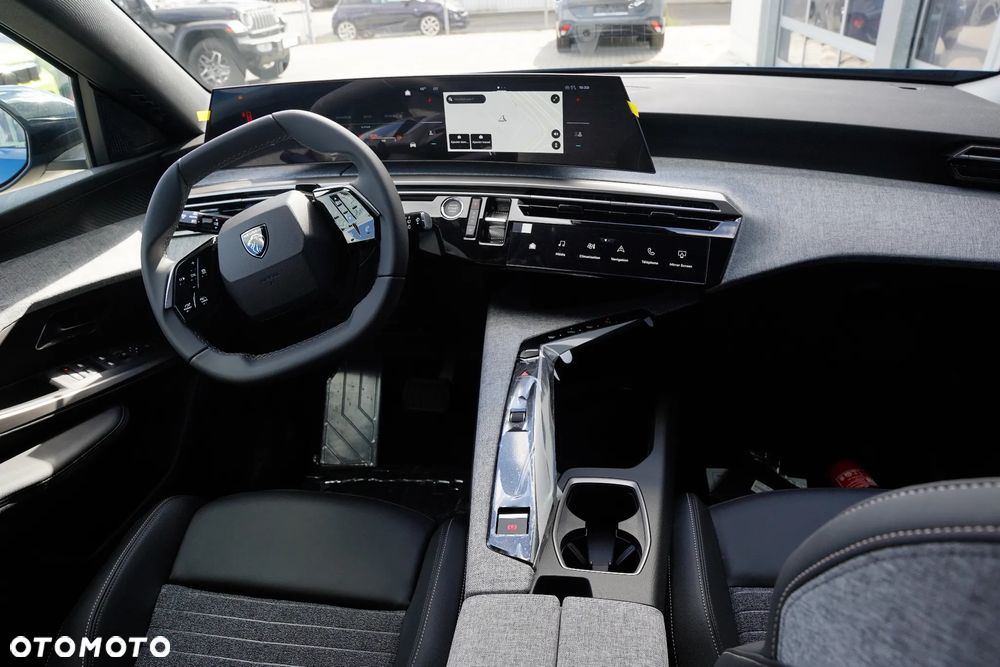 Peugeot 5008 ver-1-2-puretech-mhev-business-s-s-e--dcs6 - 9