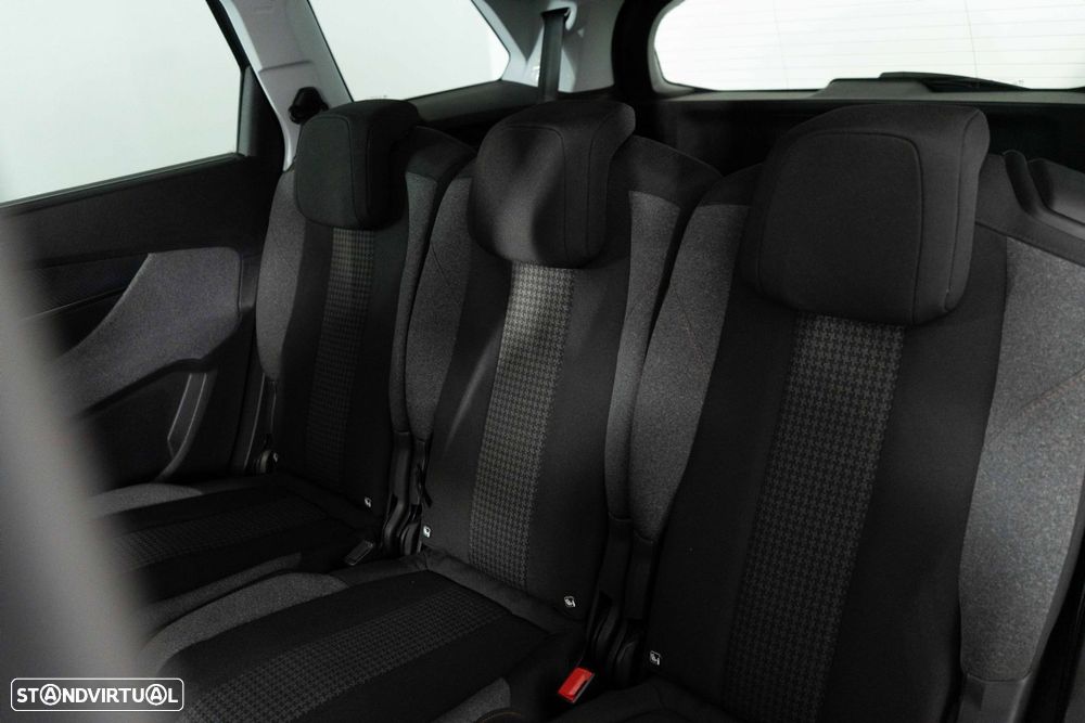 Peugeot 5008 1.2 PureTech Allure EAT8 - 11