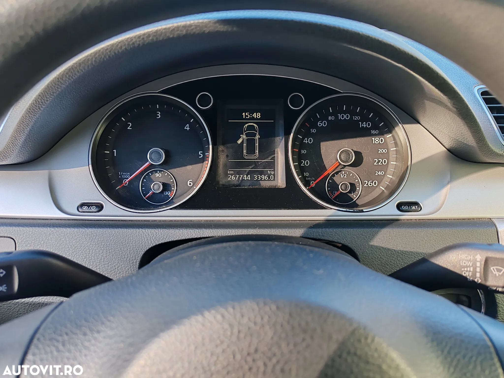 Volkswagen Passat - 10