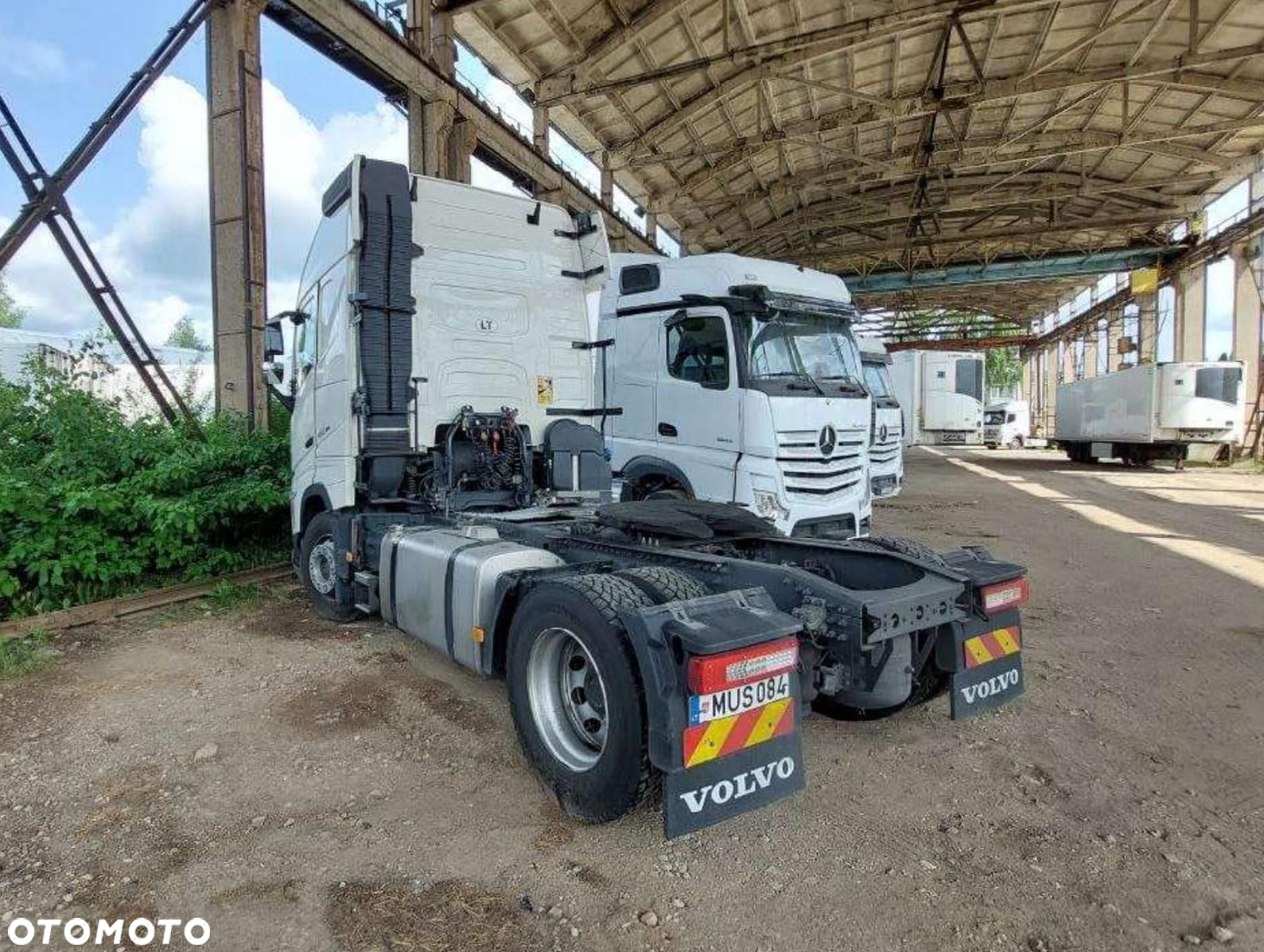 Volvo FH 460 Globetrotter XL i-Save - 3